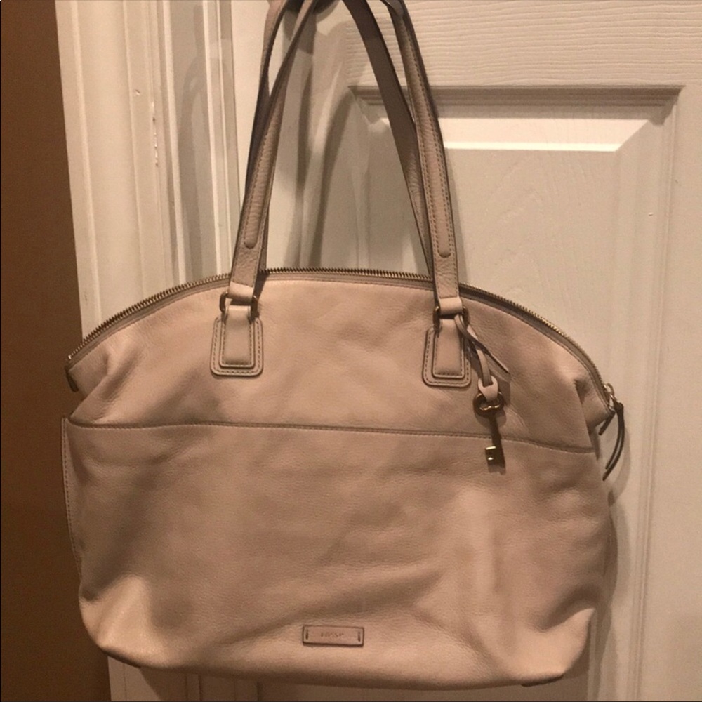 Fossil purse